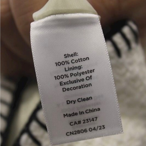 NWT Talbots Woman’s Knit Grey/Cream Blazer Size 16 - Picture 3 of 4